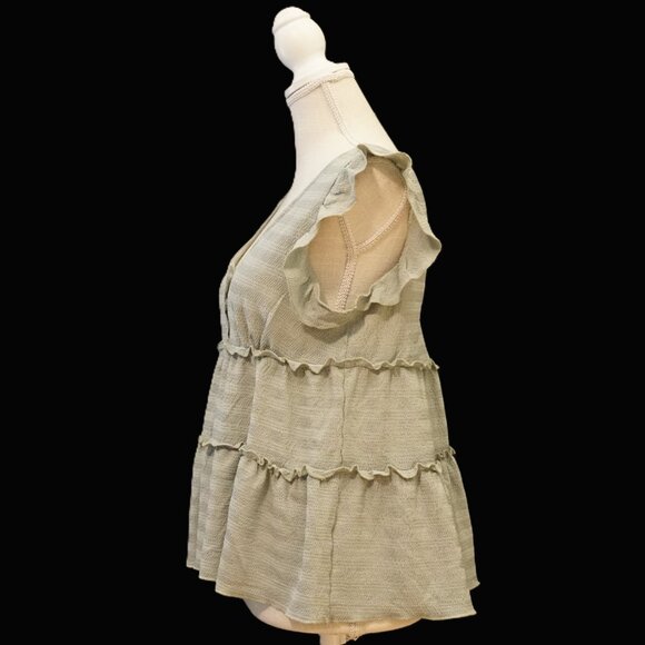 Atelier by Kirious Sage Green V Neck Tiered Babydoll Top Women’s Medium - Picture 5 of 7